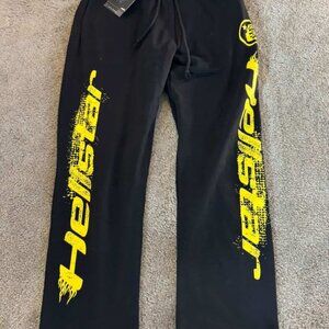 Hellstar Flame Logo Sweatpants Black Yellow Size XL NWT